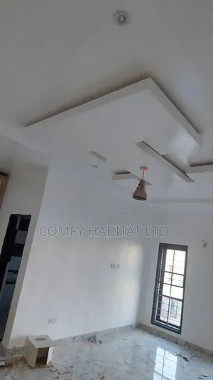 3bdrm Duplex in Dakwo District for sale