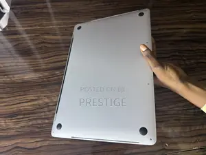Laptop Apple MacBook Pro 2016 16GB Intel Core I7 SSD 1T