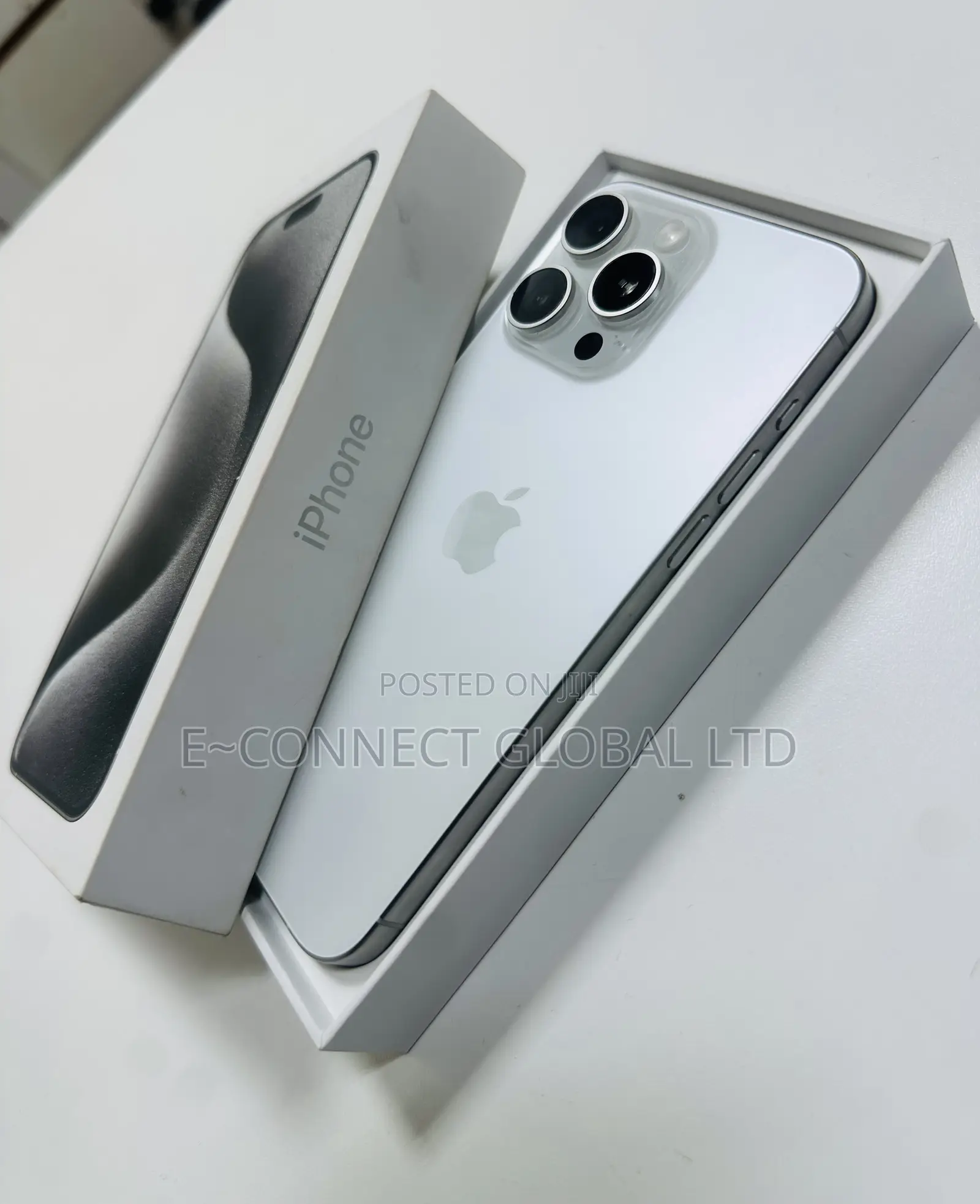 Apple iPhone 15 Pro Max 512 GB Silver
