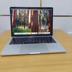 Photo - Laptop Apple MacBook 2018 16GB Intel Core I5 SSD 256GB