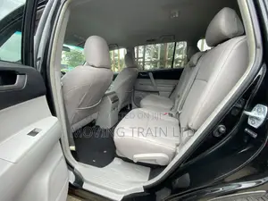 Toyota Highlander Limited 2012 Black