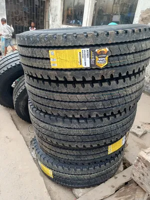 315/80/22.5 Auston Tire Original