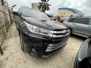 Toyota Highlander LE 4dr SUV (2.7L 4cyl 6A) 2015 Black