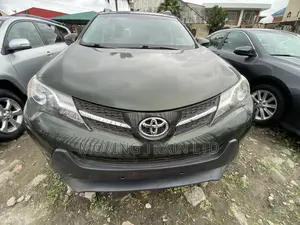 Toyota RAV4 Limited FWD (2.5L 4cyl 6A) 2013 Green