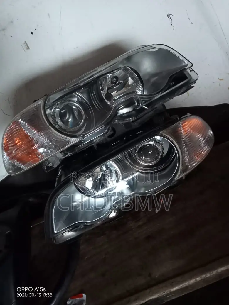 BMW E46 Headlight