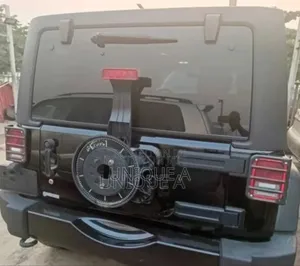 Jeep Wrangler Unlimited Sahara 2012 Black