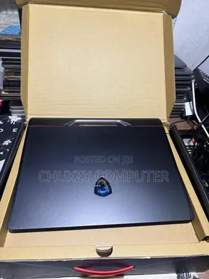 New Laptop MSI Raider GE78HX 32GB Intel Core I9 SSD 2T