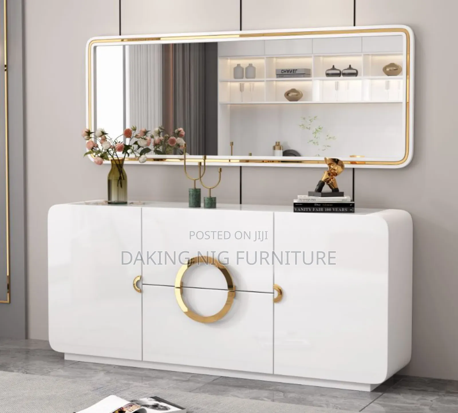 Quality Sideboard Buffet With Mirror
