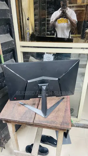 27 Inches Frameless High Gaming Monitor