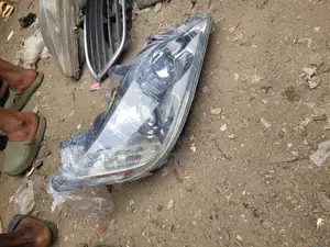 Headlight Lexus Es350 2010