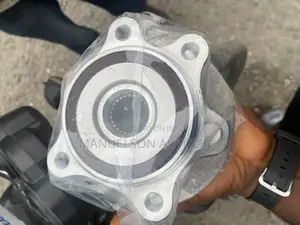 Front Wheel Hub Toyota,Highlander 018-20 Camry Lexus Hyundai