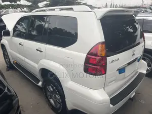 Lexus GX 470 Sport Utility 2006 White