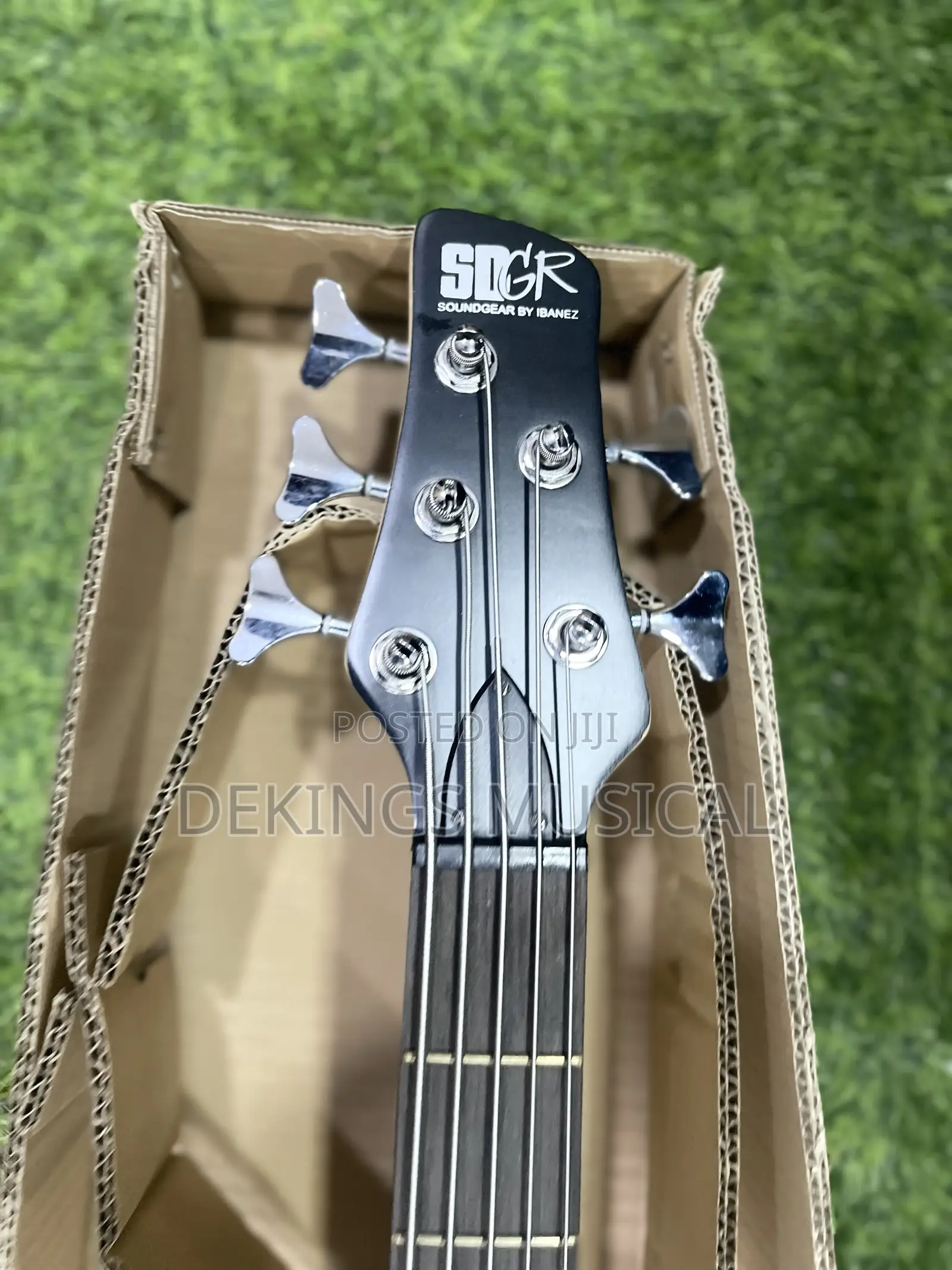 Ibanez Active Bass Guitar 5 Strings