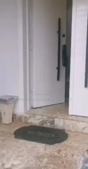 Furnished 7bdrm Duplex in Princess Estate for sale