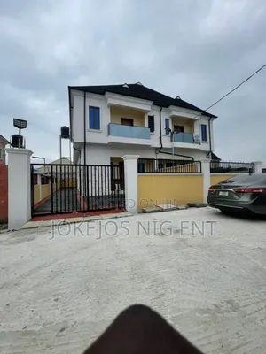 3bdrm Duplex in Richland Estate for sale