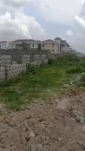 Distress Mega Property for Sale: Size: 2010sqm C of O