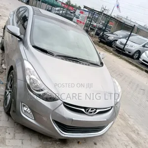Hyundai Elantra Limited 4dr Sedan (1.8L 4cyl 6A) 2015 Gray