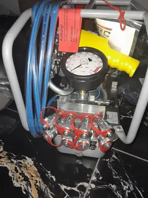 Hytorc Hy-Air
Pneumatic Hydraulic Pump / Torque Wrench Pump