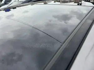 Toyota Camry XLE V6 FWD (3.5L 6cyl 8AM) 2018 Gray