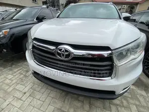 Toyota Highlander LE 4x2 (2.7L 4cyl 6A) 2016 White