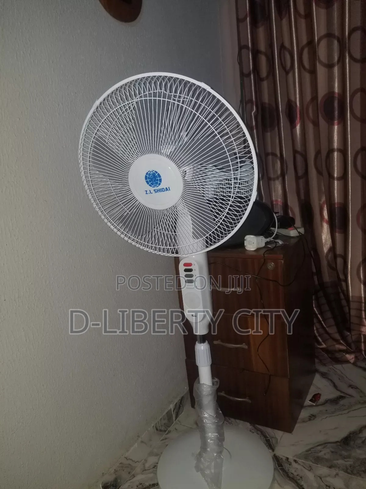 Solar Standing Fan