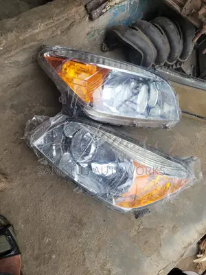 Headlight Toyota Rav 4 2008