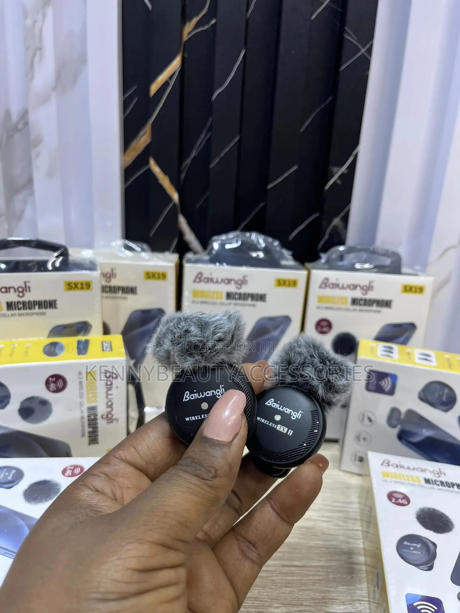 Sx19 Button Wireless Microphone