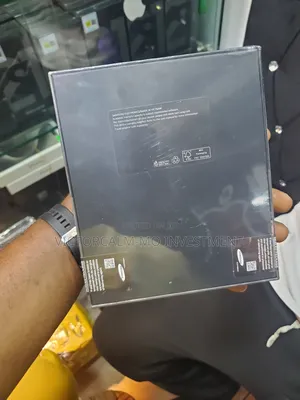 New Samsung Galaxy Z Fold4 512 GB