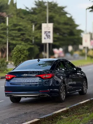 Hyundai Sonata Sport 2.0T Sedan FWD (2.0L 4cyl 6A) 2017 Blue