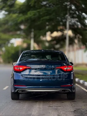 Hyundai Sonata Sport 2.0T Sedan FWD (2.0L 4cyl 6A) 2017 Blue