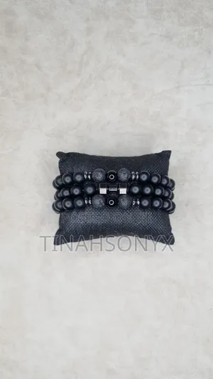 Photo - Dumbbell Beaded Bracelet Set