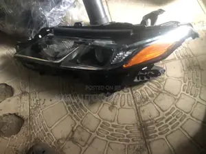 Headlamp Camry 2019 Model Le