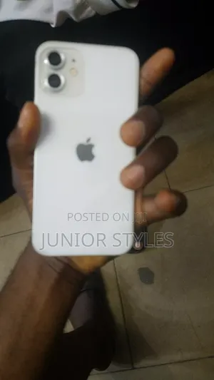 Apple iPhone 12 64 GB White