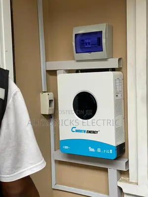 Professional Solar Panel Installer