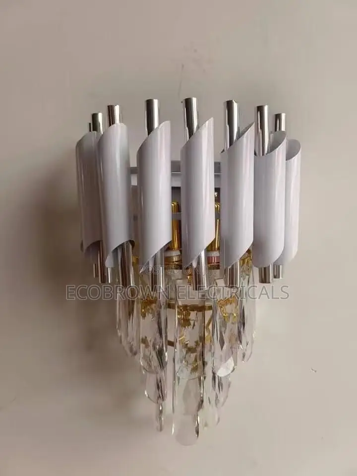 Postmodern Simplicity Dining Hall Bar Wall Lamp