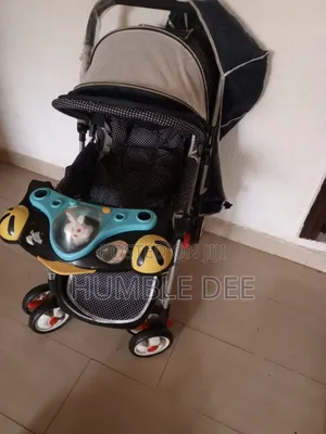 Tokunbo Baby Stroller. Very Strong With All Accessories