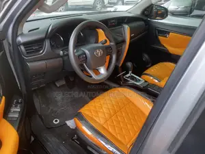 Toyota Fortuner 4.0 AWD 2019 Gray