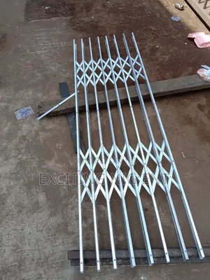 Collapsible Gate Entrance