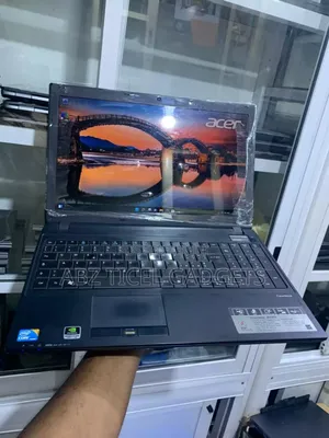 Laptop Acer TravelMate 8572 8GB Intel Core I5 SSD 128GB