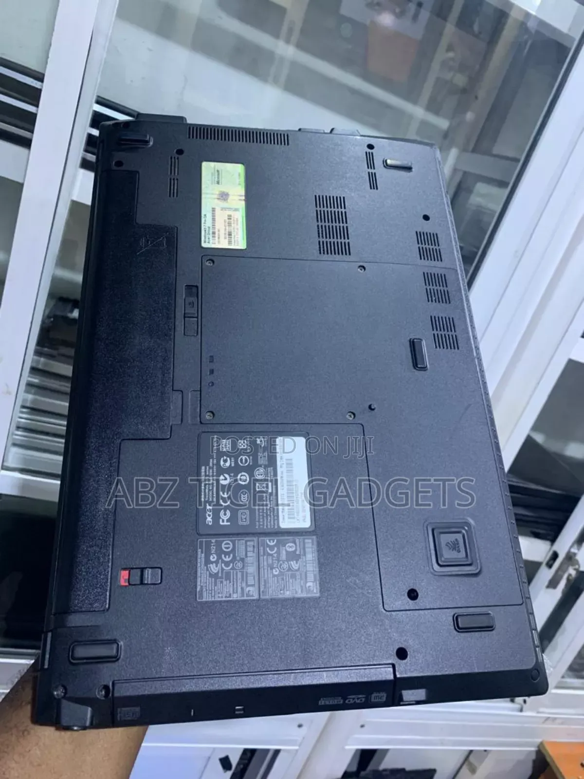Laptop Acer TravelMate 8572 8GB Intel Core I5 SSD 128GB