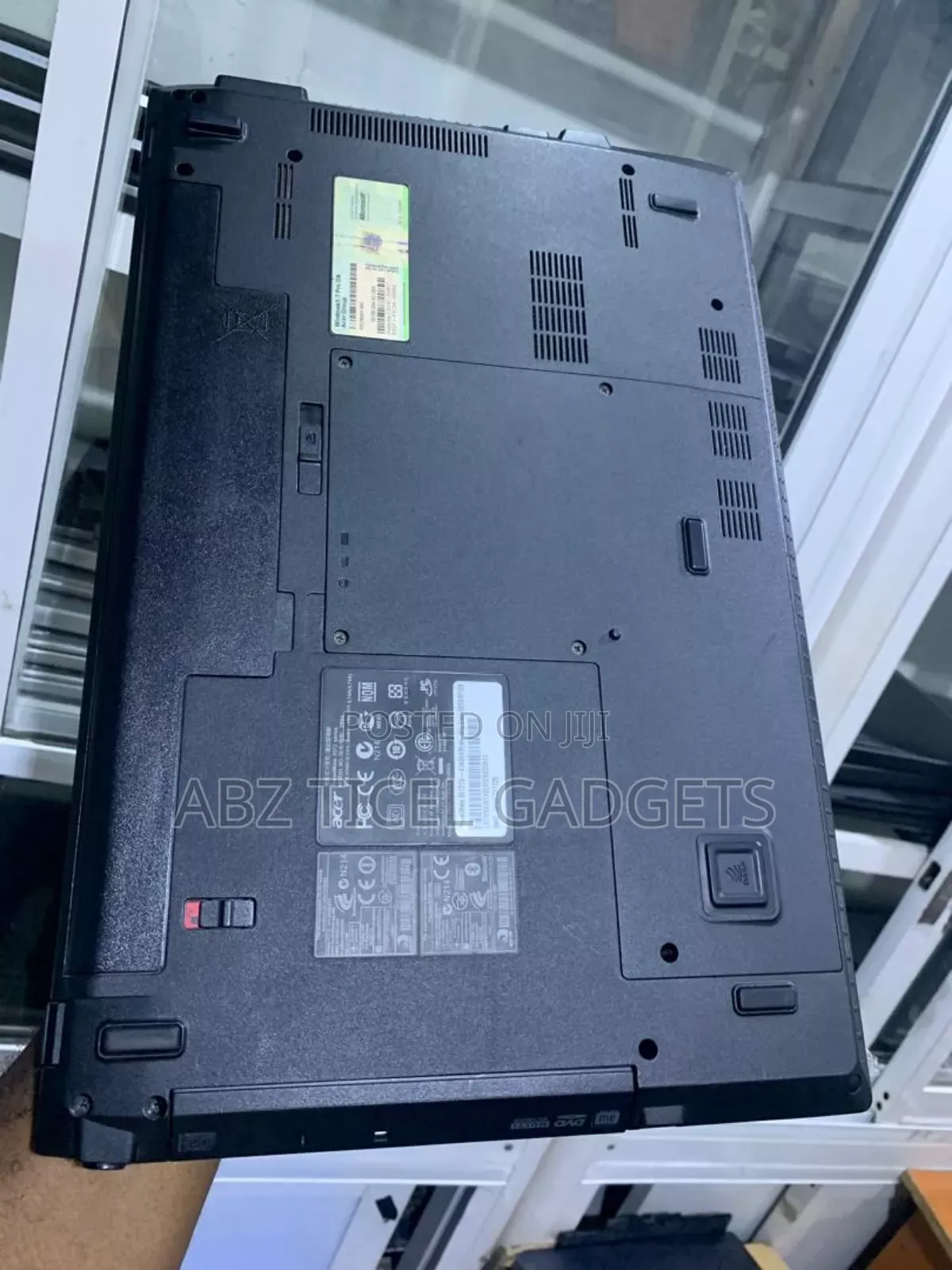 Laptop Acer TravelMate 8572 8GB Intel Core I5 SSD 128GB