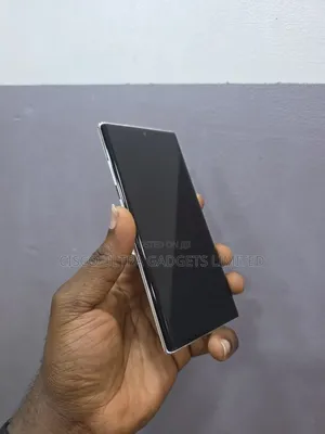 Photo - Samsung Galaxy Note 10 Plus 5G 256 GB White