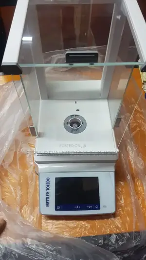 Analytical Balance Mettler Toledo