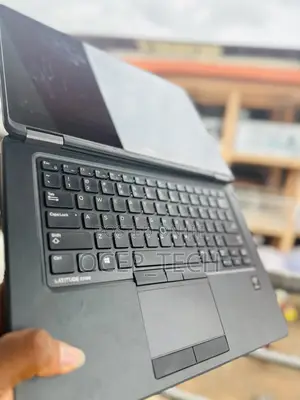 Laptop Dell Latitude 7450 8GB Intel Core I5 HDD 500GB