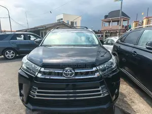 Toyota Highlander XLE 4dr SUV (3.5L 6cyl 6A) 2015 Black