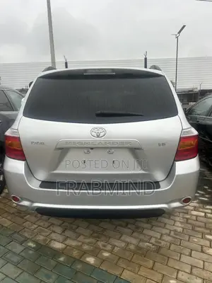 Toyota Highlander Sport 2010 Silver
