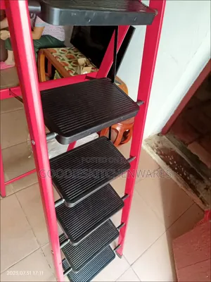 6 Layers Ladder