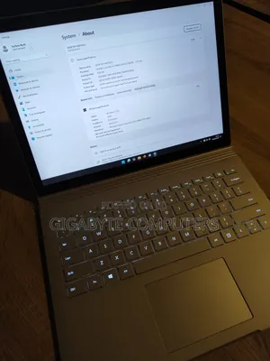 Laptop Microsoft Surface Book 2 8GB Intel Core i5 SSD 256GB