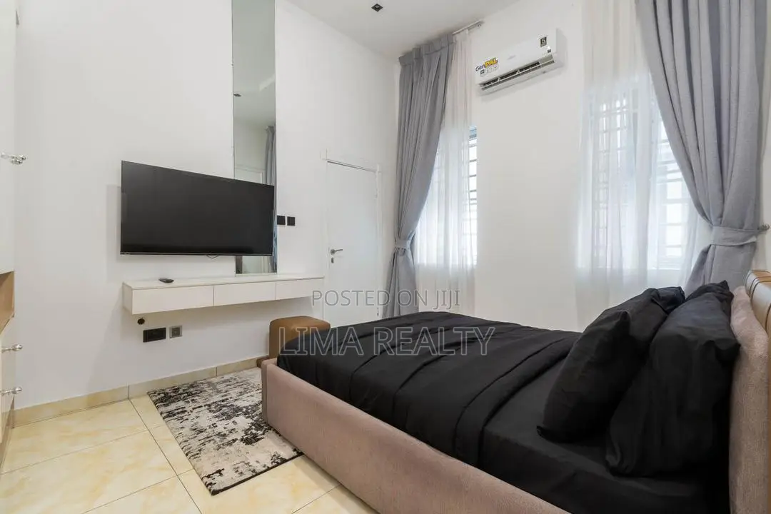 4 Bed Self Compound, Spacious and Comfy