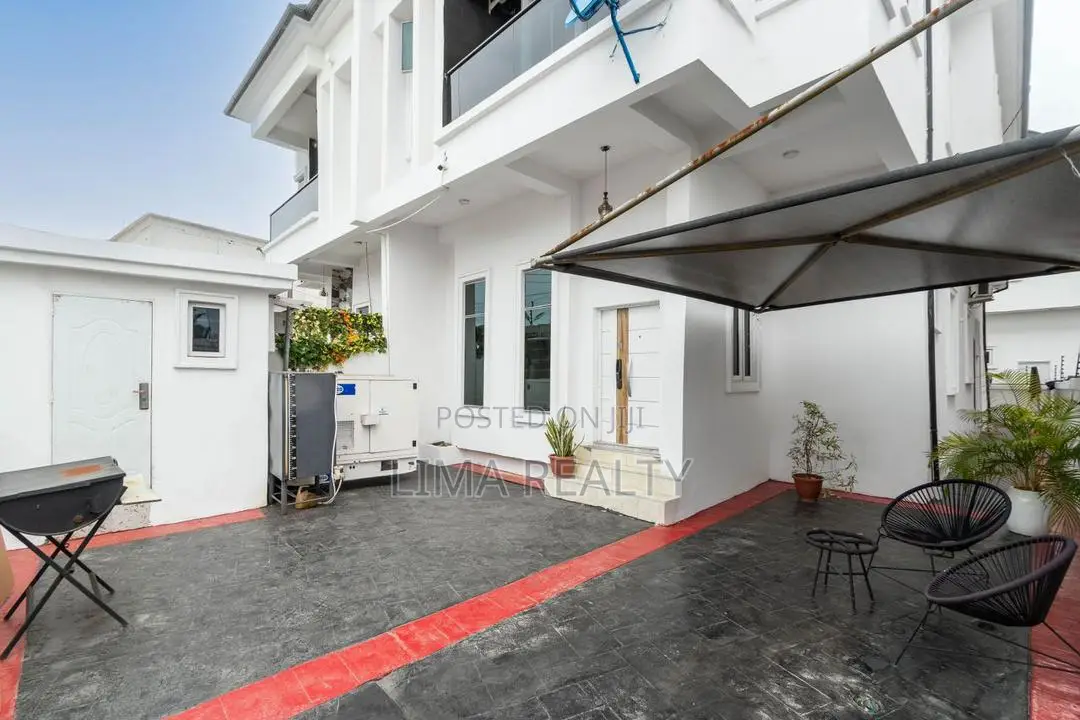 4 Bed Self Compound, Spacious and Comfy